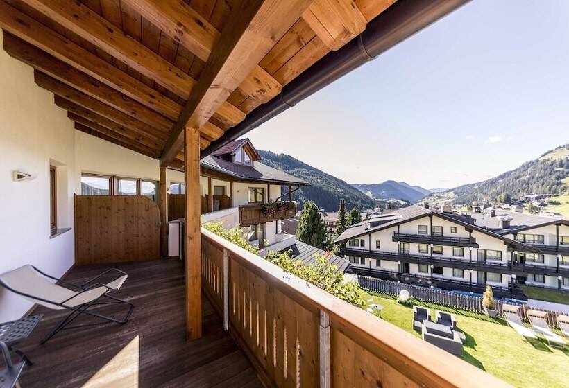 Полулюкс, Miravalle