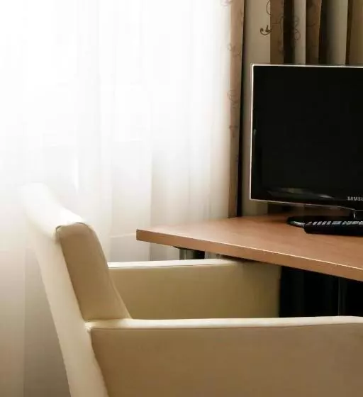 Standard Yhden Hengen Huone, Rieth