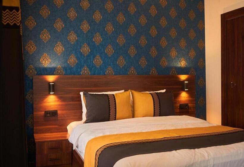 اتاق استاندارد, Seven Dreams