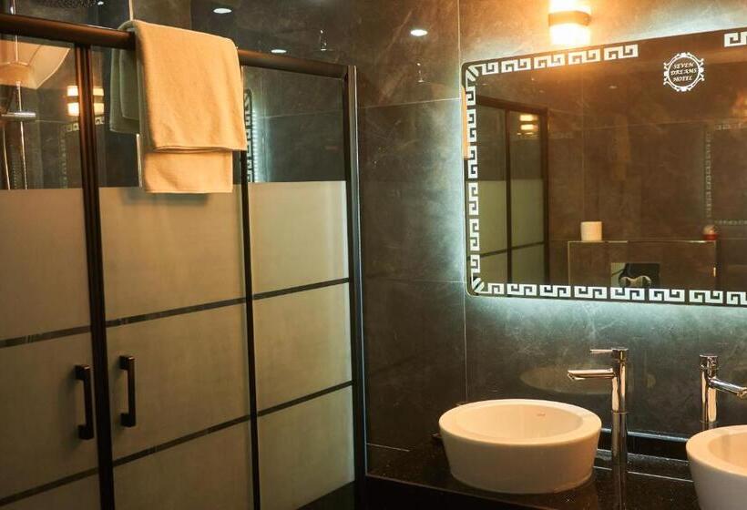 اتاق استاندارد, Seven Dreams