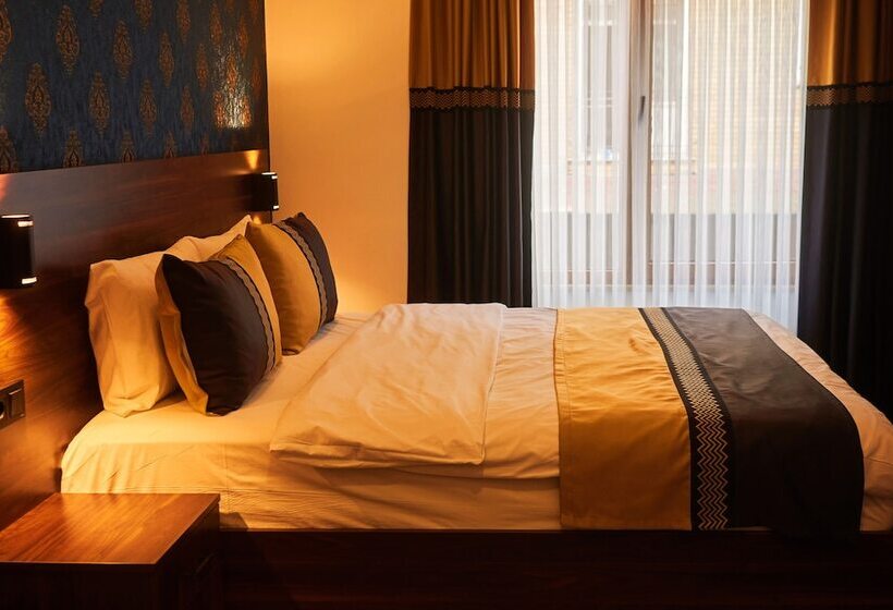 اتاق استاندارد, Seven Dreams