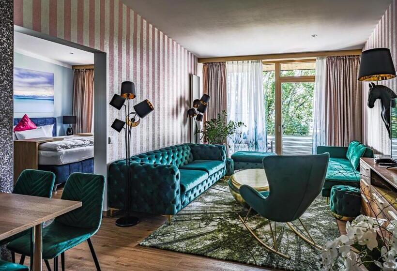 Suite com Varanda, Waldhaus Jakob