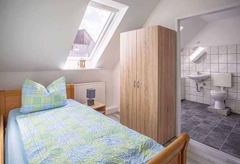 غرفة قياسية, K 357   Low Budget Hotel   Ostsee Lounge   In Ratekau Bei Lübeck