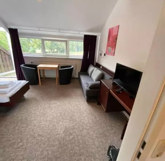 スタンダードシングルルーム, K 357   Low Budget Hotel   Ostsee Lounge   In Ratekau Bei Lübeck