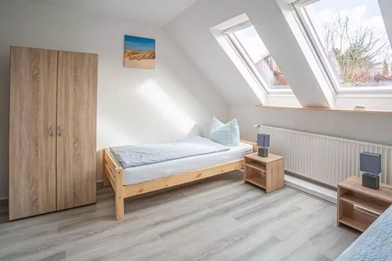 バス共有のスタンダードルーム, K 357   Low Budget Hotel   Ostsee Lounge   In Ratekau Bei Lübeck