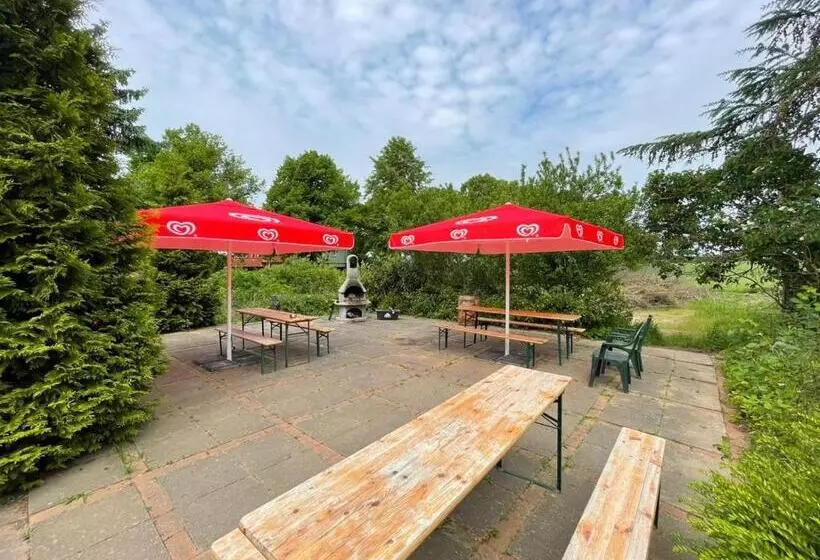 浴室共有スタンダード４人用ルーム, K 357   Low Budget Hotel   Ostsee Lounge   In Ratekau Bei Lübeck