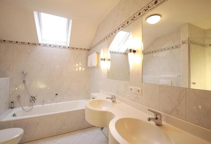 غرفة كومفورت فردية, Hirsch