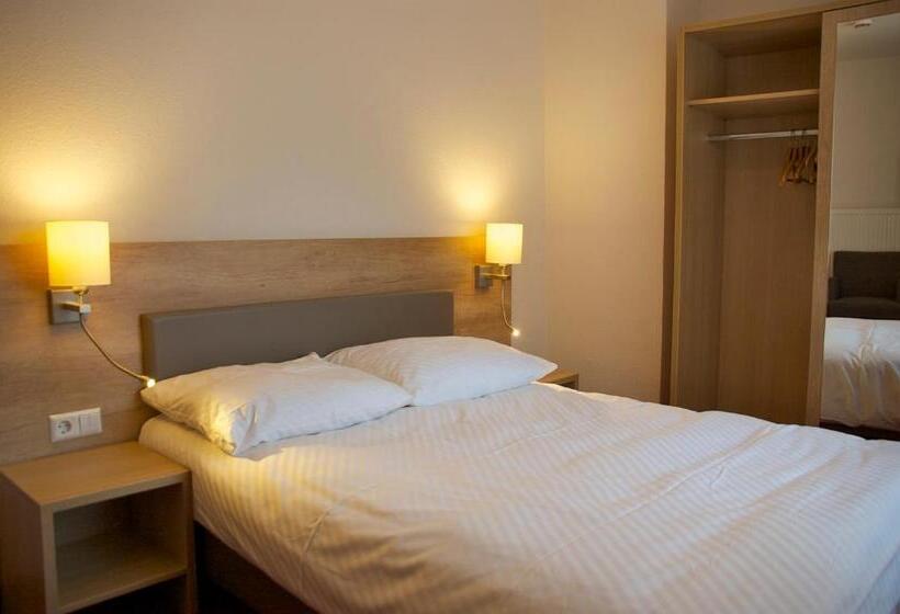 غرفة قياسية, Hirsch