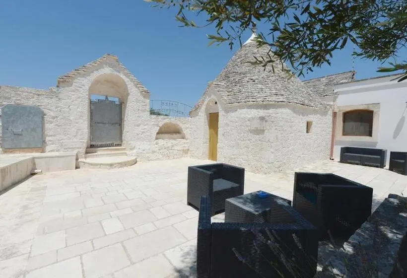 Juniorsviitti Puutarhanäkymä, Agriturismo L'aire Alberobello