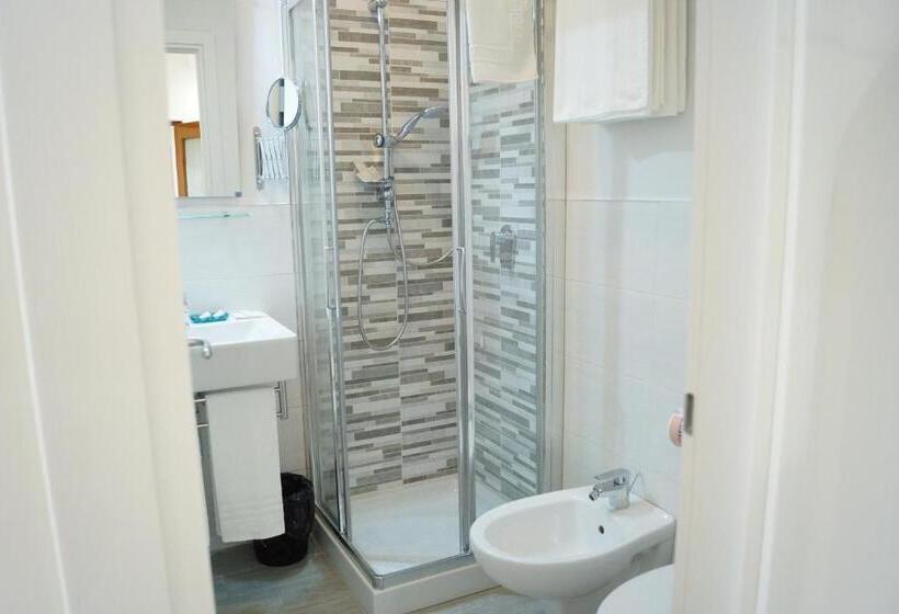 可观景的小型套房, Dimore Le Lucane