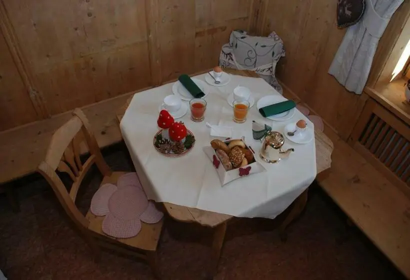 اتاق استاندارد, Piccolohotel Tempele Garni