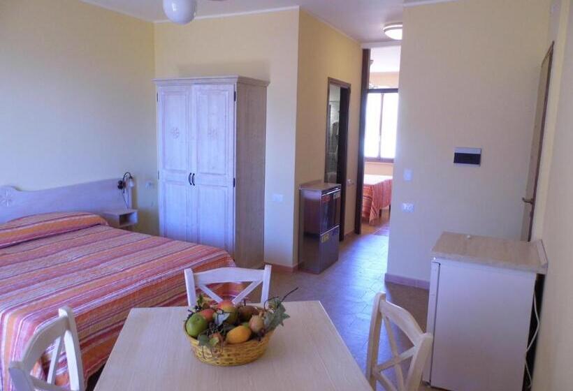 آپارتمان 1 خوابه, Residence Le Nereidi Con Piscina Parcheggi