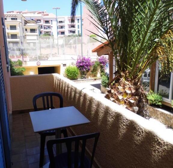 استودیوی استاندارد, Residence Le Nereidi Con Piscina Parcheggi