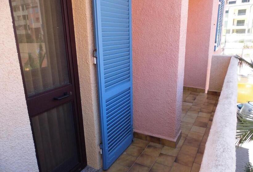 استودیوی استاندارد, Residence Le Nereidi Con Piscina Parcheggi