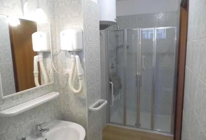 １階の１ベッドルームアパートメント, Residence Le Nereidi Con Piscina   Parcheggi