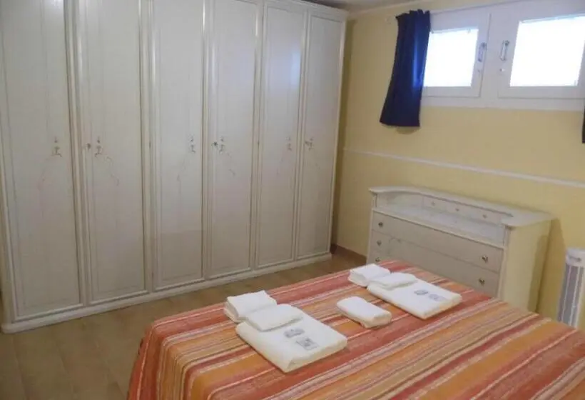 １階の１ベッドルームアパートメント, Residence Le Nereidi Con Piscina   Parcheggi