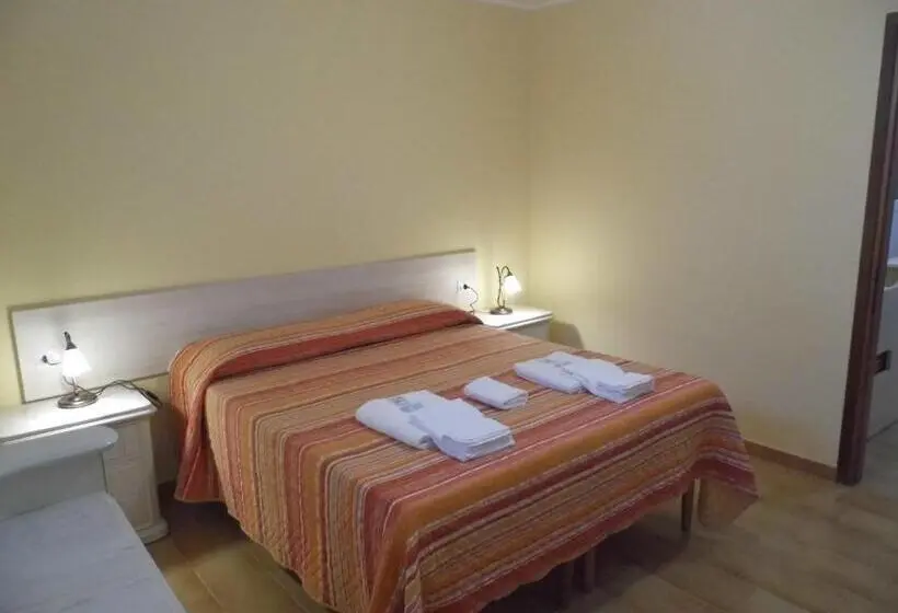 １階の１ベッドルームアパートメント, Residence Le Nereidi Con Piscina   Parcheggi