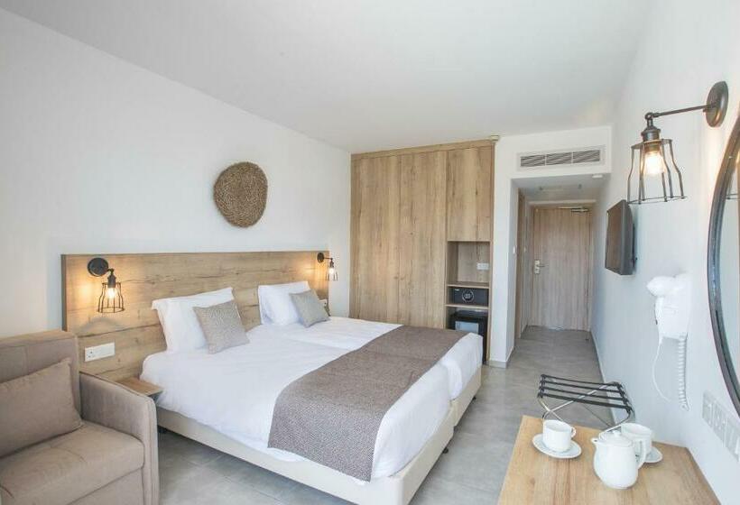 스탠다드 룸 풀장 전망, Bohemian Gardens