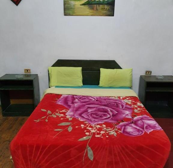 اتاق استاندارد, African House Hostel