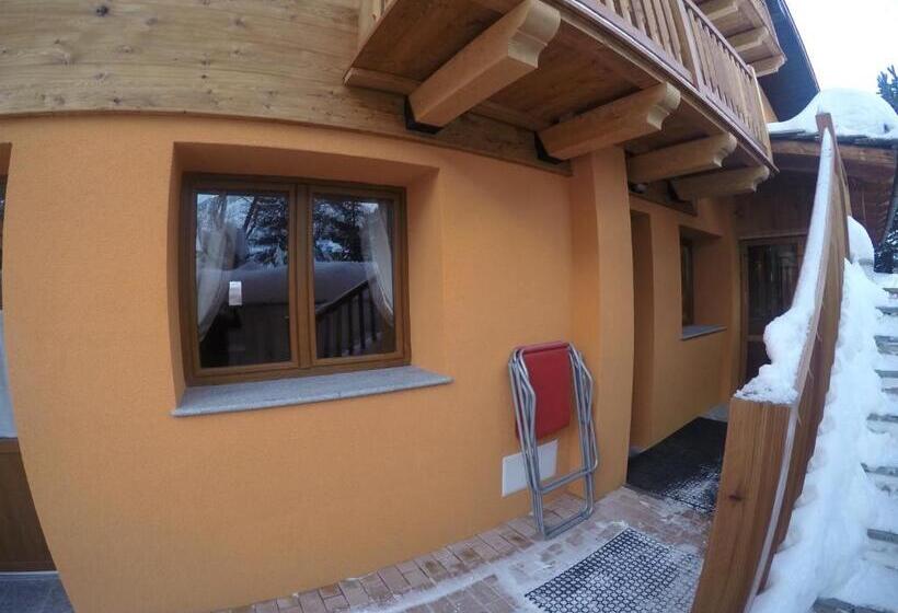 带1个卧室带花园景观的公寓, Chalet Alpina Hotel & Apartments