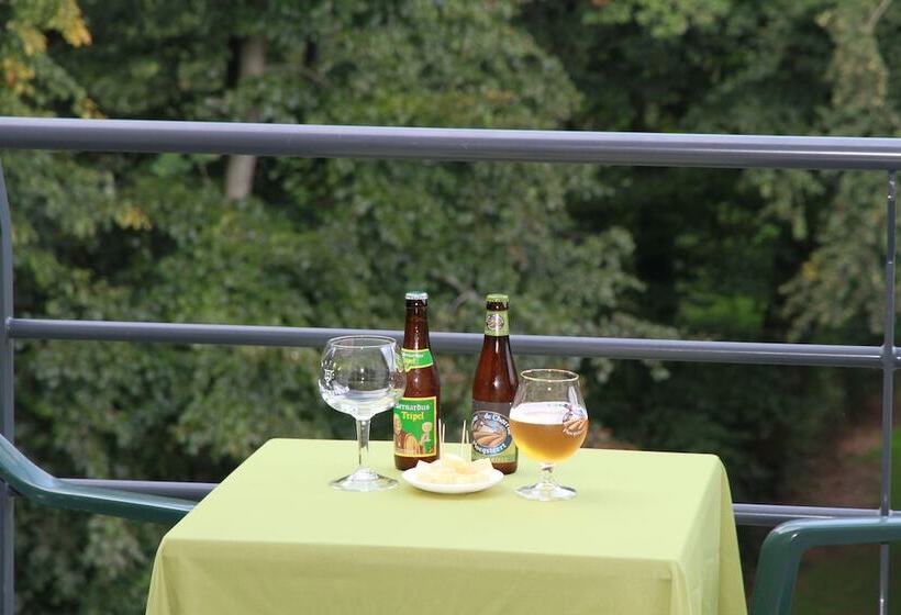 חדר סטנדרט לארבעה, Belvedere