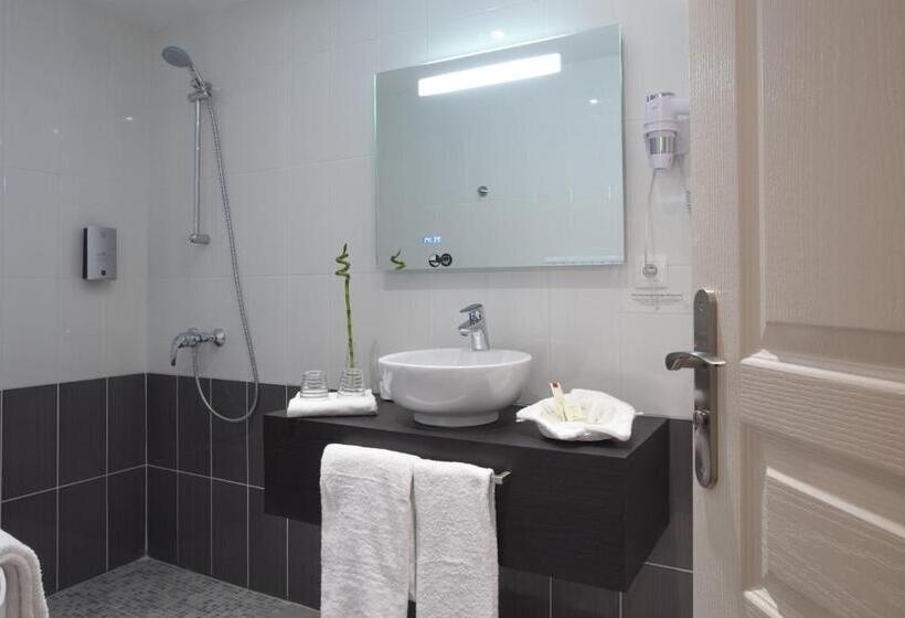 高级大房间, Contact Hôtels Les Pierres Dorées