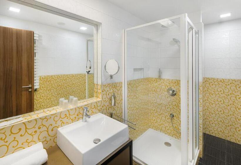 デラックスルーム, Corso Hotel Pécs