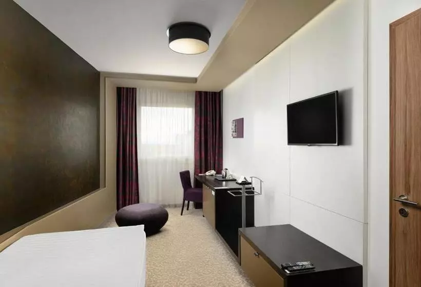 スタンダードシングルルーム, Corso Hotel Pécs