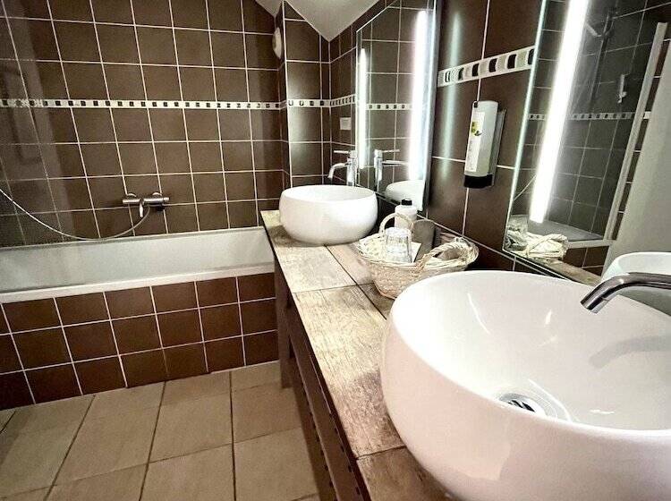 수피리어 룸, Logis Hôtel De La Chapelle