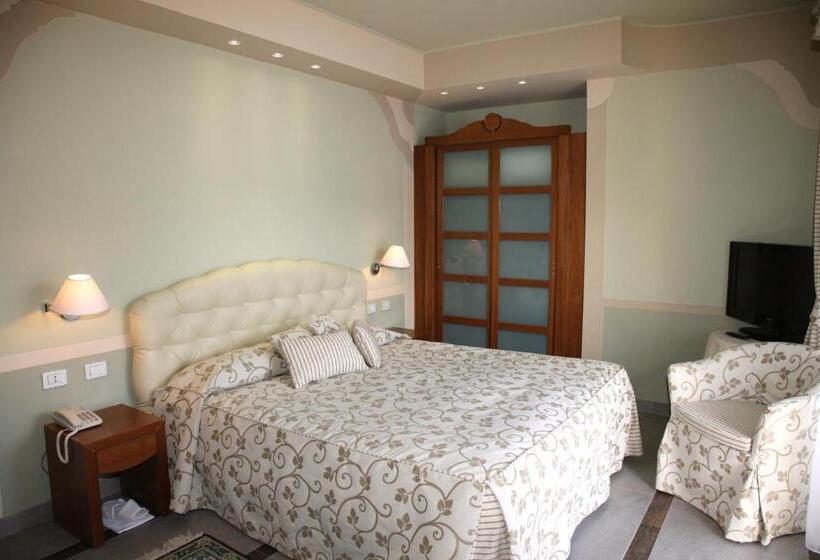 اتاق استاندارد, Albergo Del Lago