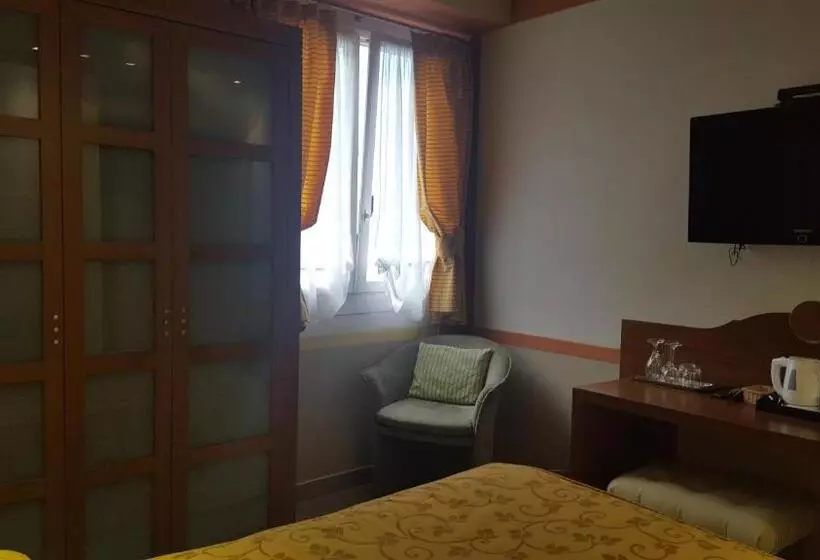 スタンダードシングルルーム, Albergo Del Lago