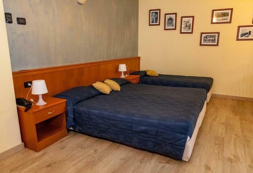 חדר סופריור לשלושה, Garni Le Corti