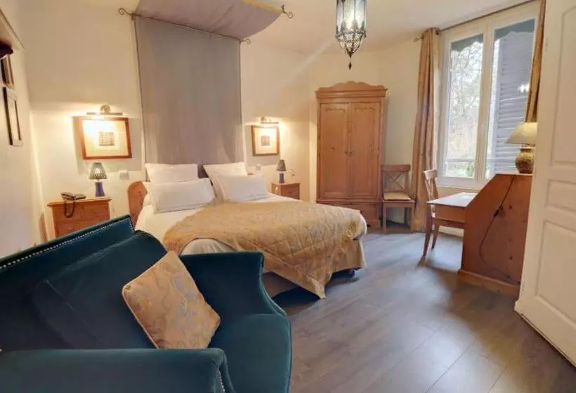 Comfort-huone, Logis Hôtel De La Chapelle
