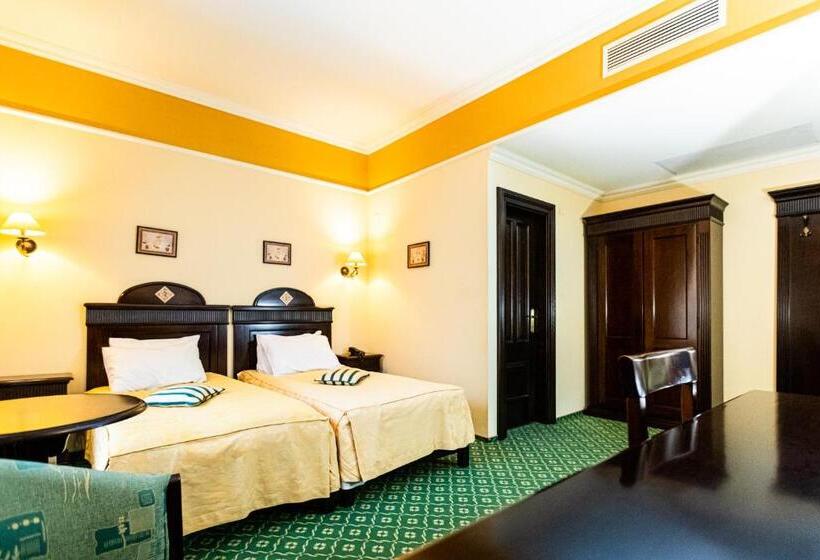 Deluxe-huone, Koronna Inn