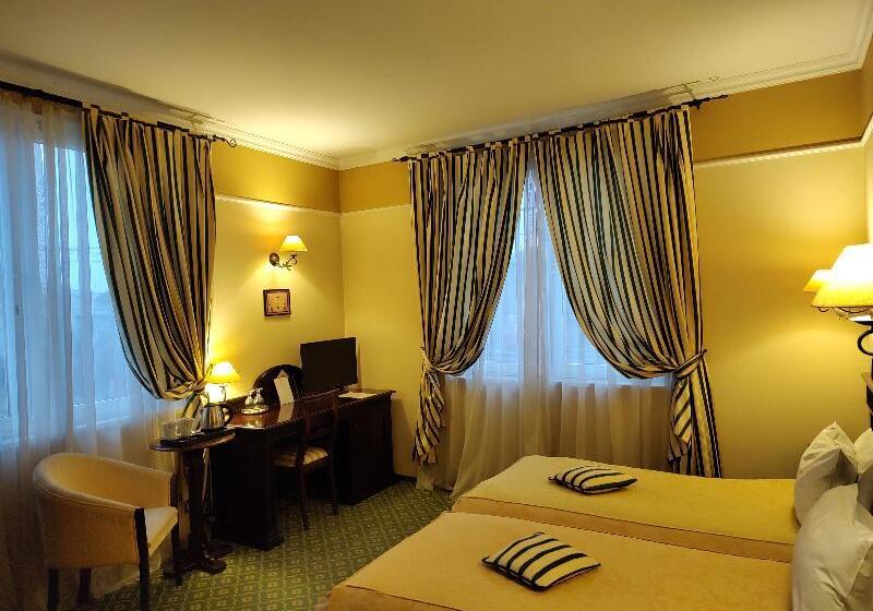 Standard-huone Parveke, Koronna Inn