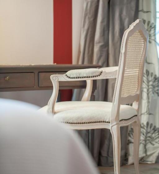 اتاق لوکس, La Prévôté   Hôtel Particulier & Restaurant