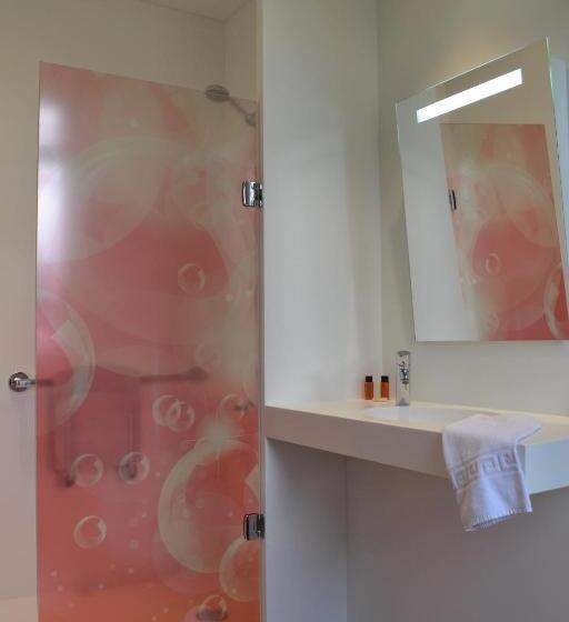 اتاق استاندارد, Le Domaine Des Cigognes