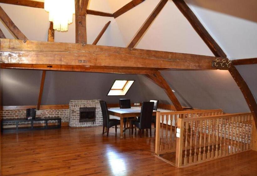 سوئیت پرزیدنت, Le Domaine Des Cigognes