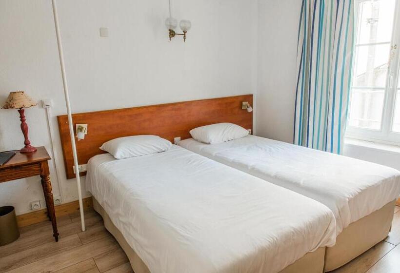 Номер Стандарт, Le Relais Des Templiers