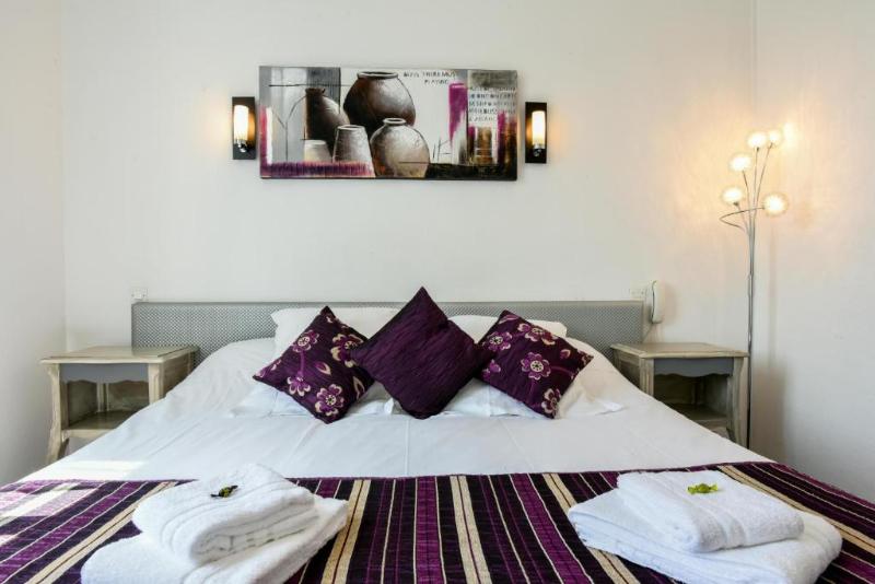 غرفة قياسية, Logis Hôtel Emeraude Des Bois