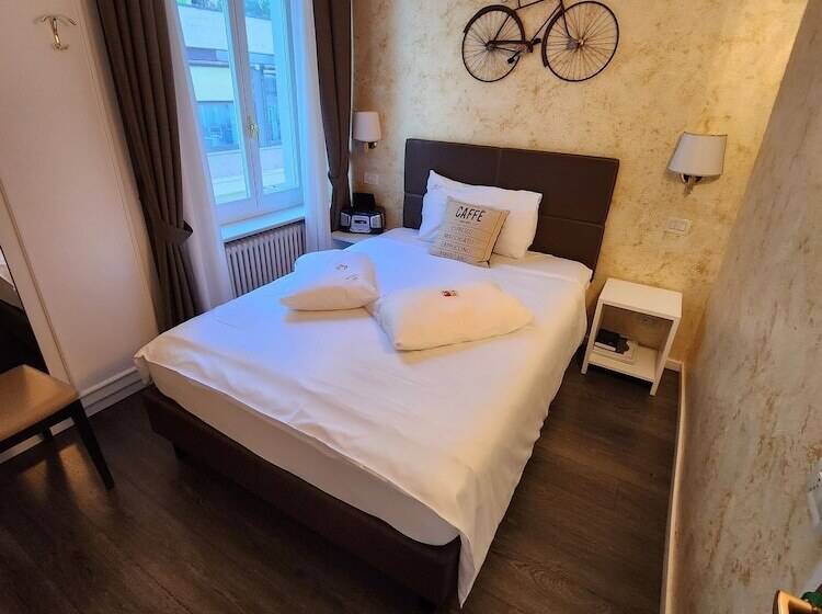 חדר אקונומי, Millennium