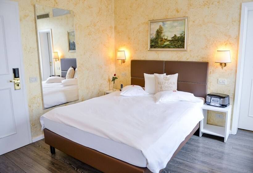 חדר סופריור עם נוף, Millennium