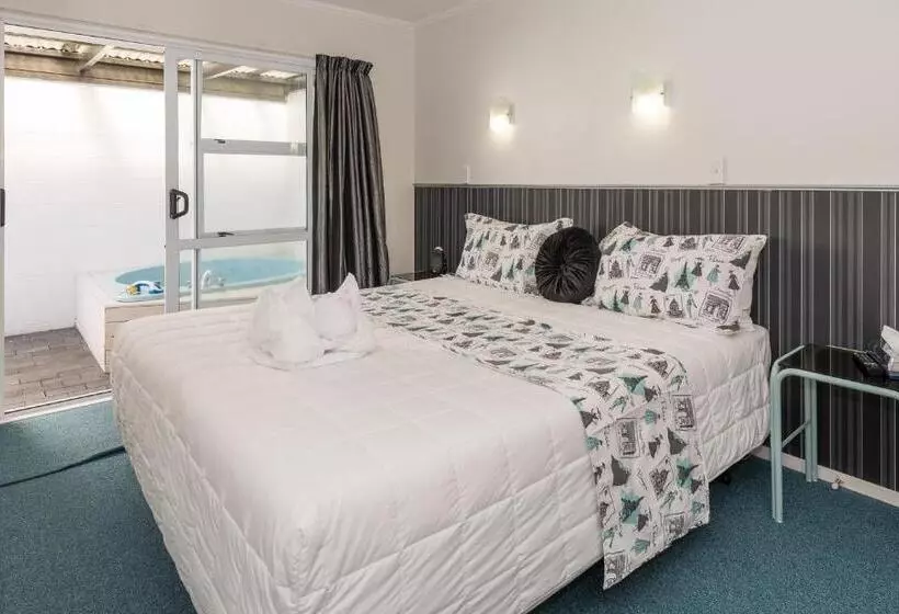 １ベッドルームアパートメント, Palm Court Motor Inn