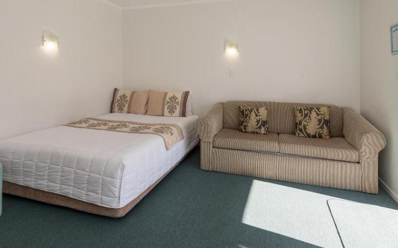 Апартаменты 1 Спальня, Palm Court Motor Inn