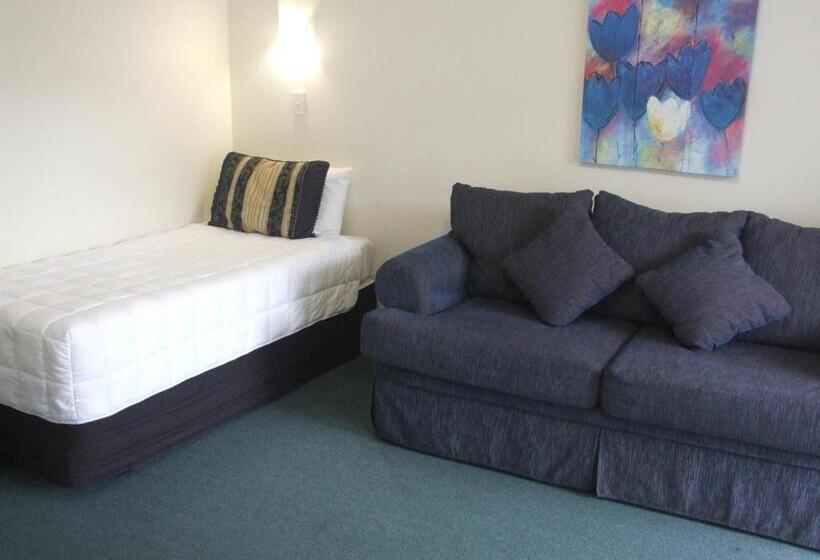 Апартаменты 2 Спальни, Palm Court Motor Inn