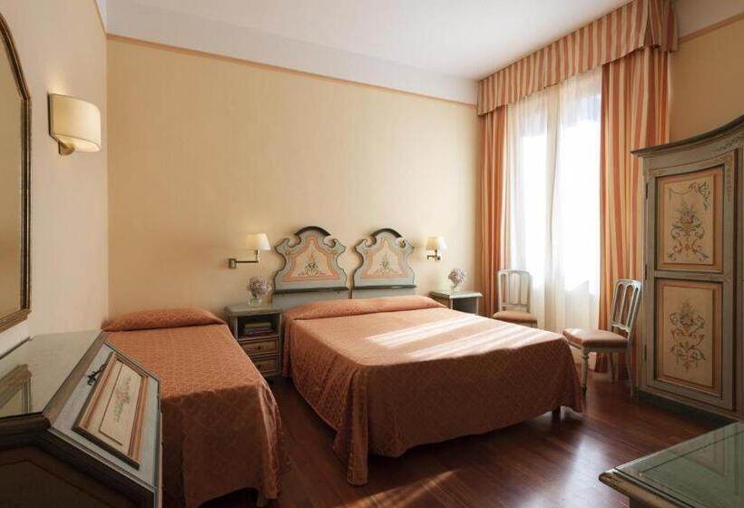 标准三人间, Parma E Oriente