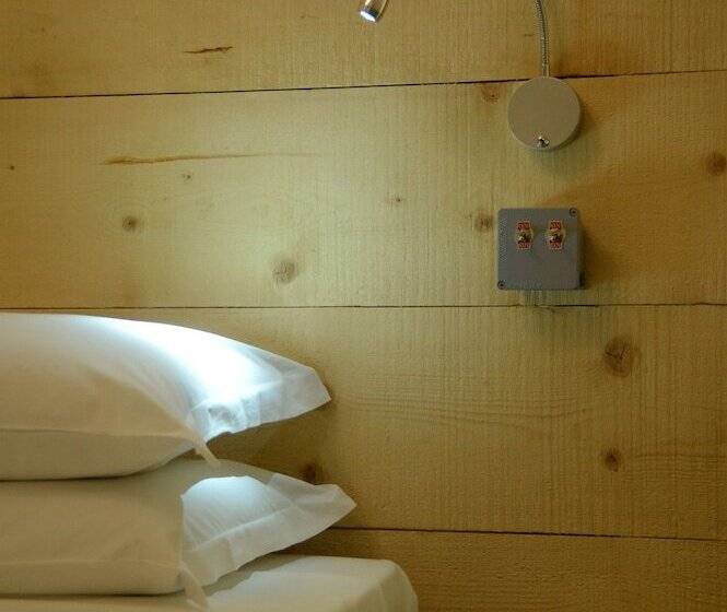 スタンダードトリプルルーム, Perla The Storyhoteller