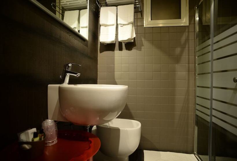 スタンダードトリプルルーム, Perla The Storyhoteller