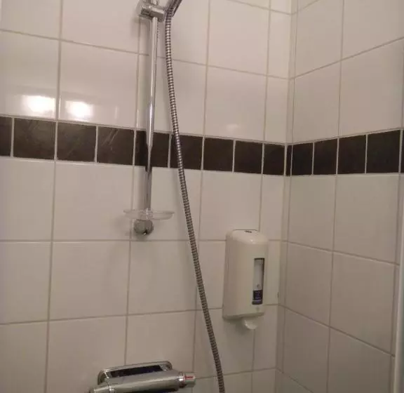 スタンダードシングルルーム, Lages Motel