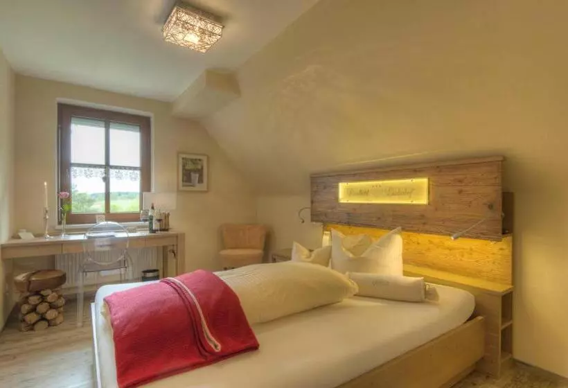 اتاق استاندارد یک نفره, Landhotel Lindenhof